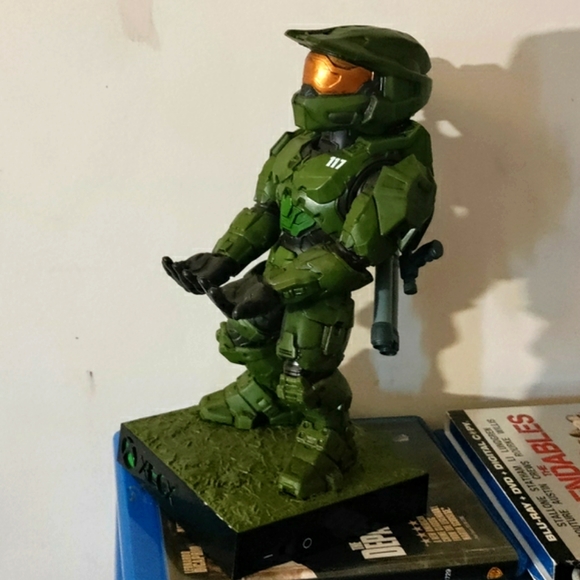 Halo Master Chief Controller Holder - Picture 2 of 5